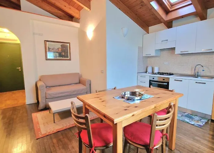 Benaco Apartment Peschiera del Garda