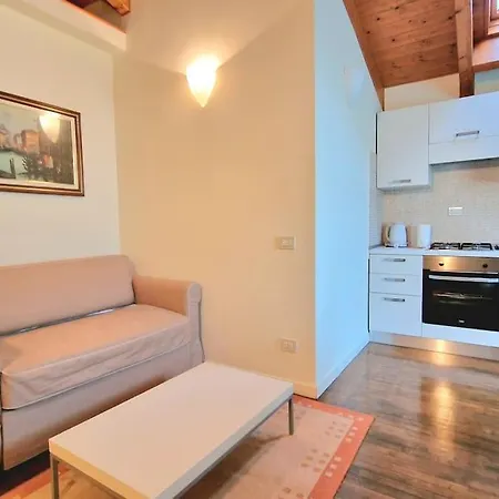 Benaco Apartamento *