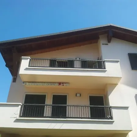Benaco Apartamento *